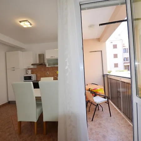 Brigth And Breezy Apartamento *