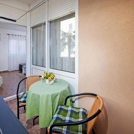 Brigth And Breezy Appartement
